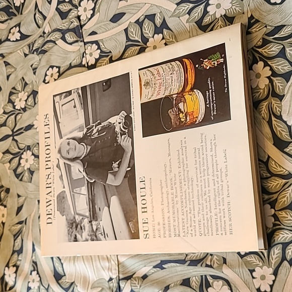 Vintage Vogue Magazine June 1978 - Picture 3 of 3